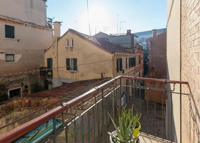 Casa Carla - Comodo In Venice Cannaregio - 2 Camere Private